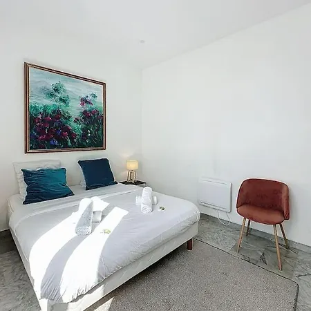 60m2 Parking Prive - 600m Palais & Plages Apartment